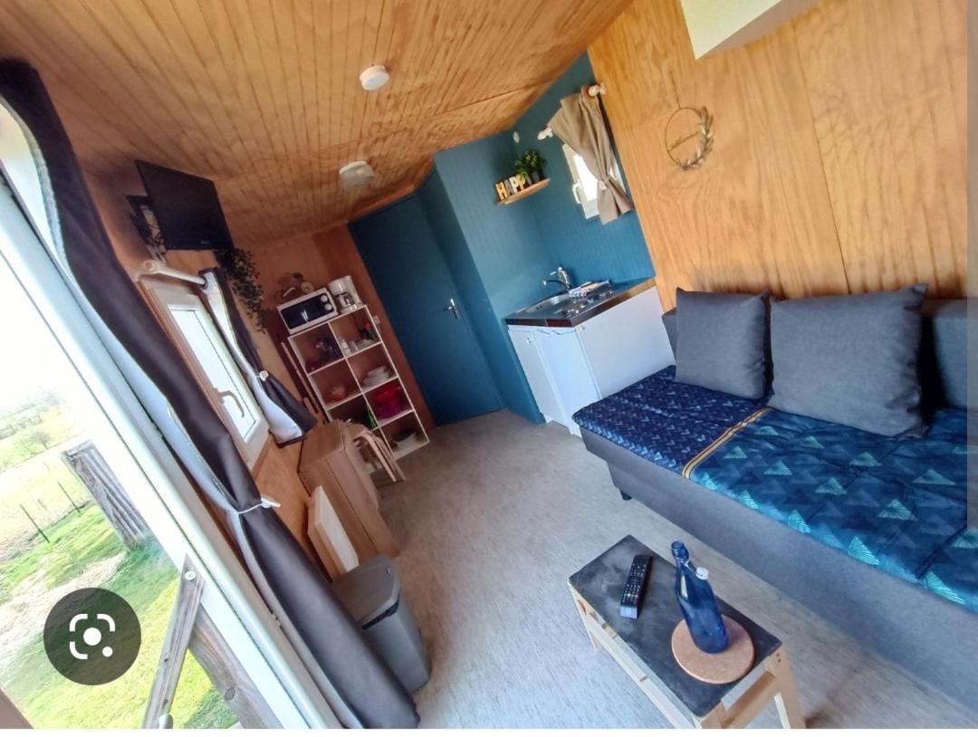 Logement Insolite Au Coeur De L'Auvergne Rochefort-Montagne Bagian luar foto